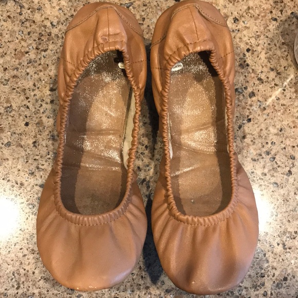 gap foldable ballet flats